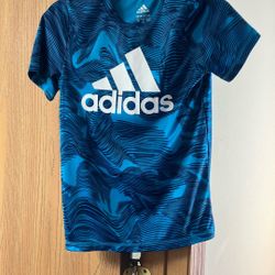 Boys Adidas Short Set XS Size (7)