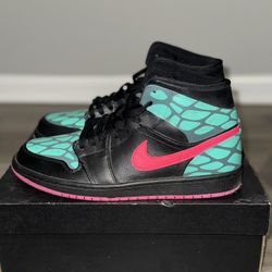 Multi Color Jordan 1 mid Size 11