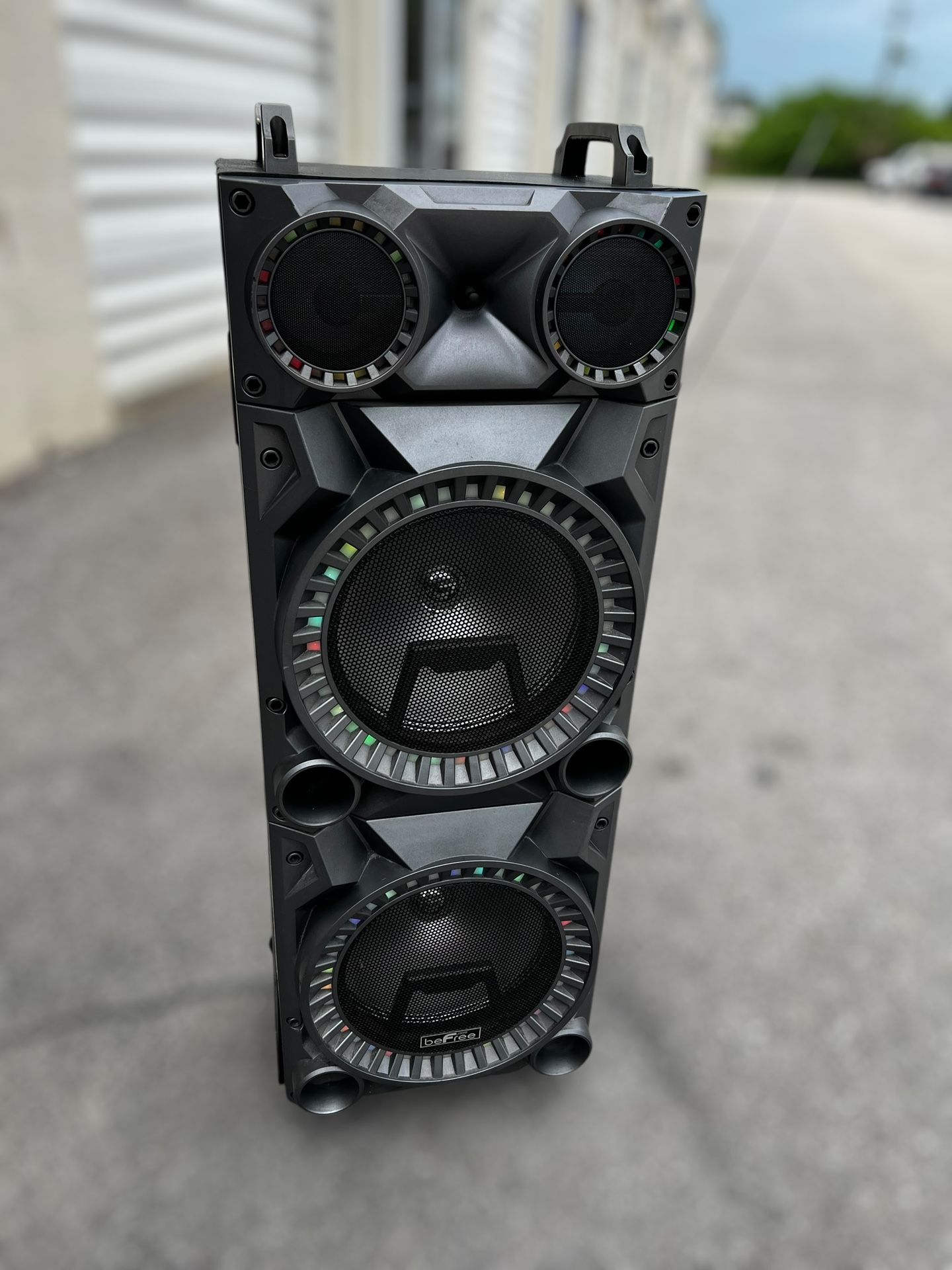 beFree Sound Bluetooth 12-Inch Double Subwoofer Portable Party Speaker with Dual Layer Reactive Party Lights & FM Radio! Works great!