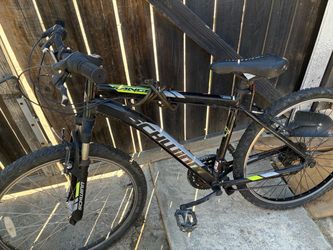 Schwinn Men’s Ranger 26″ Mountain Bike