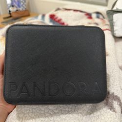 Pandora Jewelry Case – Zipper Issue (Read Description)