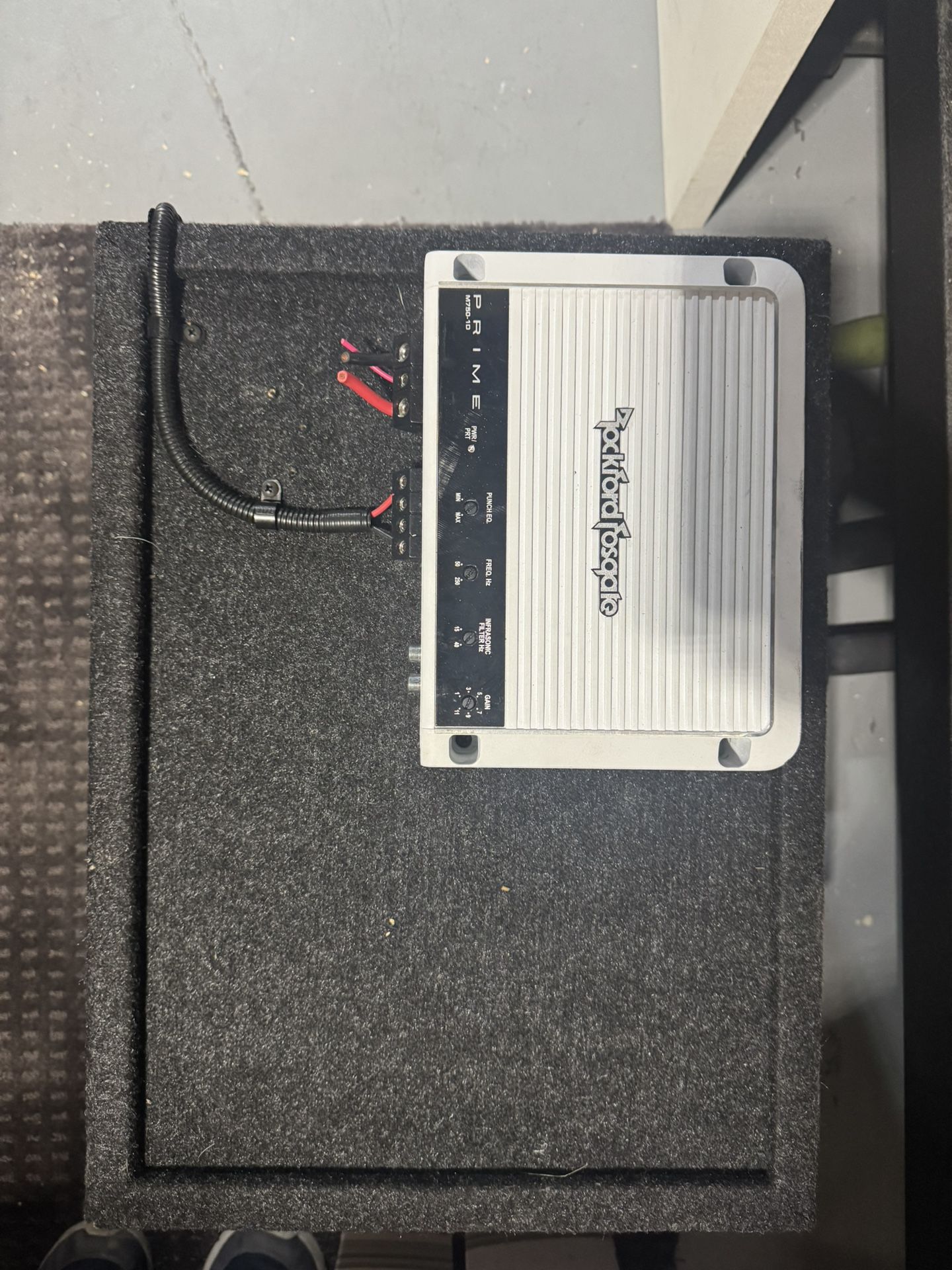 Rockford Fosgate Prime 750 1D with 10” Kicker Box