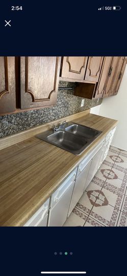 Bathtub Countertop Refinishing