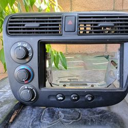 AC Heat Control Panel Bezel with Vents