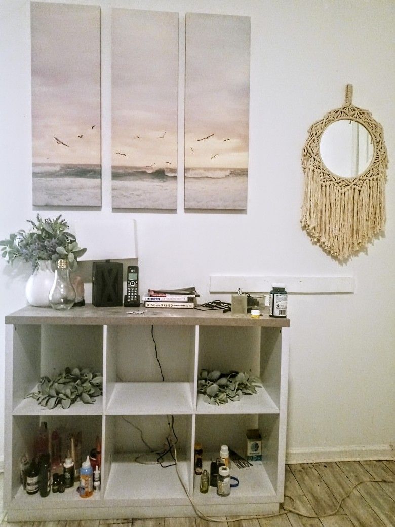 Wall Size Picture, Stand, Lamp,Decor And Dream Catcher Mirrior