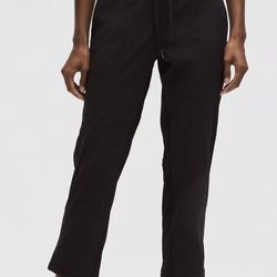 NWOT Lululemon Dance Studio Mid-Rise Cropped Pant Grey 6 