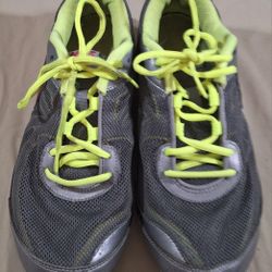 Nike Reax Running  Shoesgrey, pink volt/lime green colorway. 