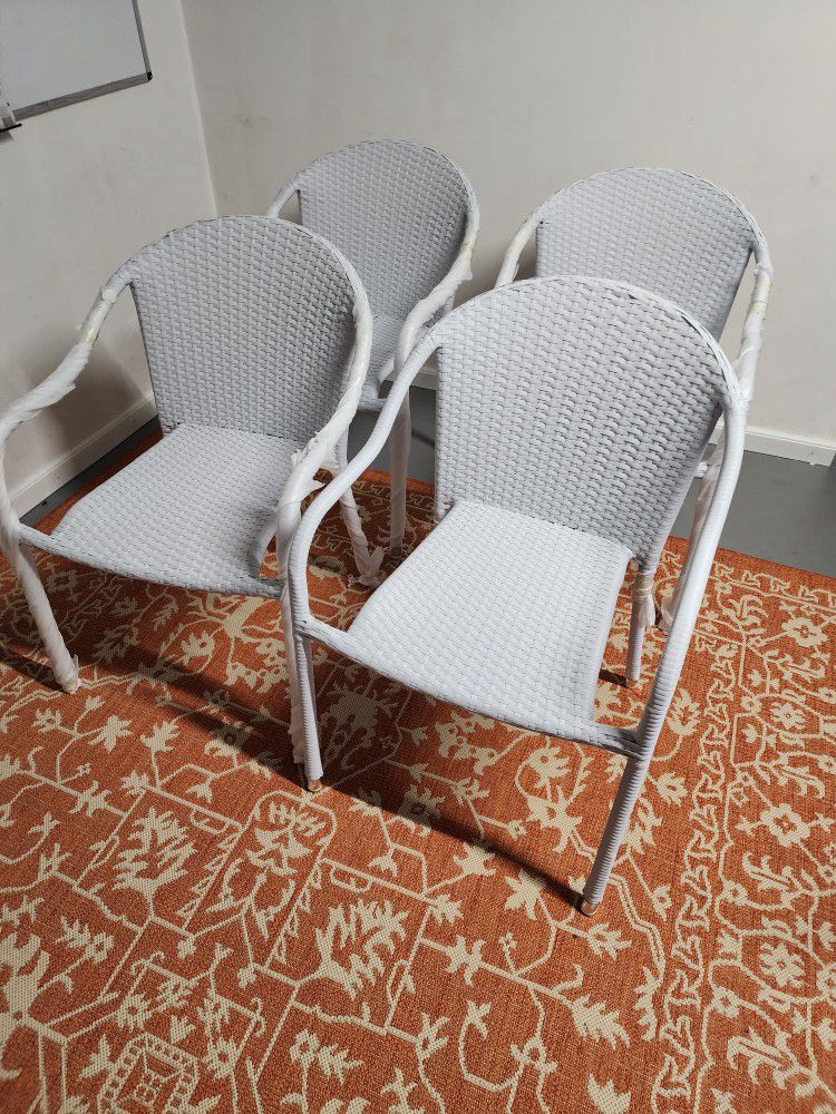 Brand New Stackable White Wicker Patio Chair Set (4)