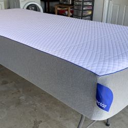 11” Nectar Premier Long Twin/Twin XL Mattress! Nice! Clean!MUST GO!!!