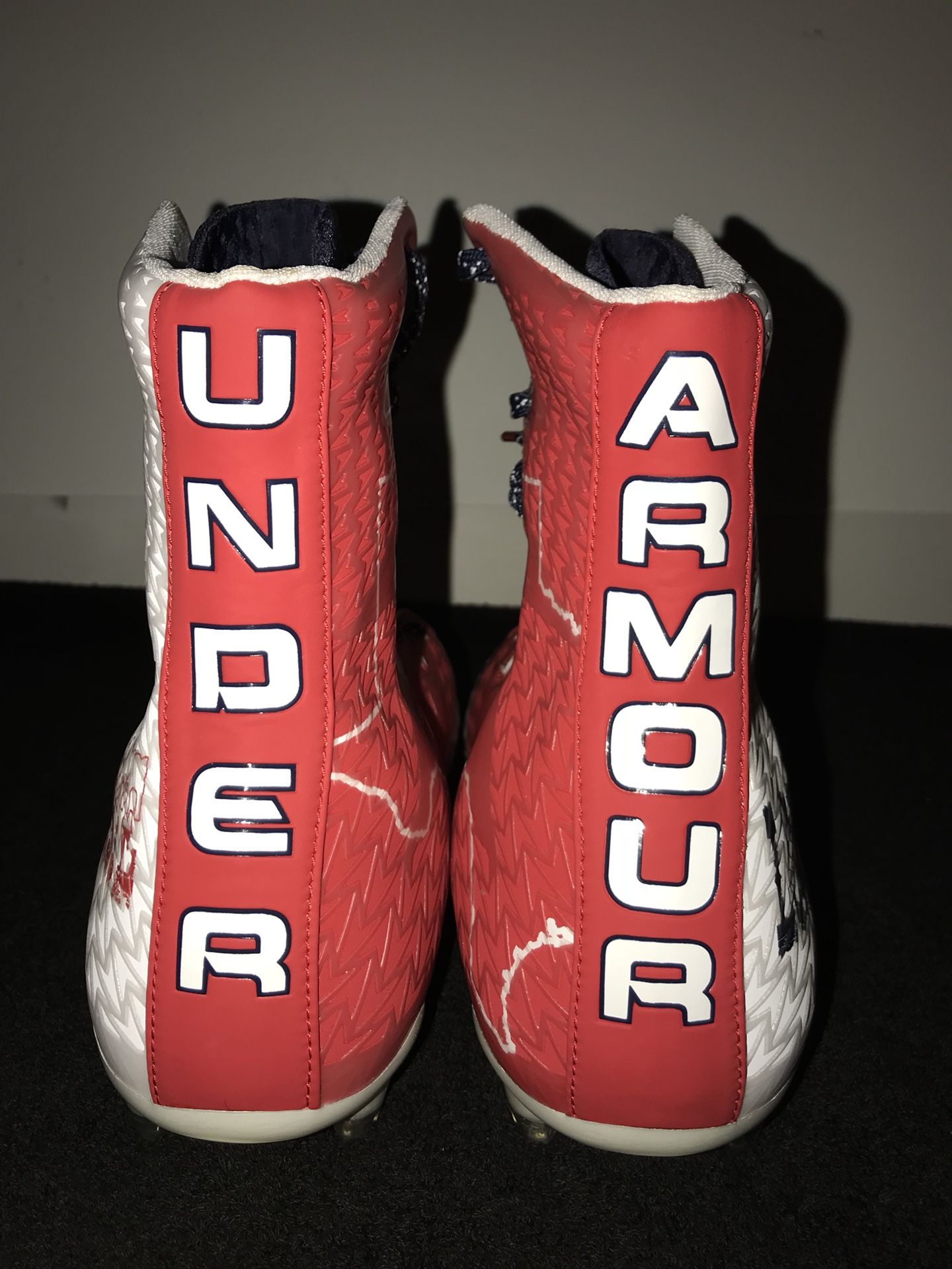 Men s Under Armour Highlight MC LE Texas Football Cleats Lonestar