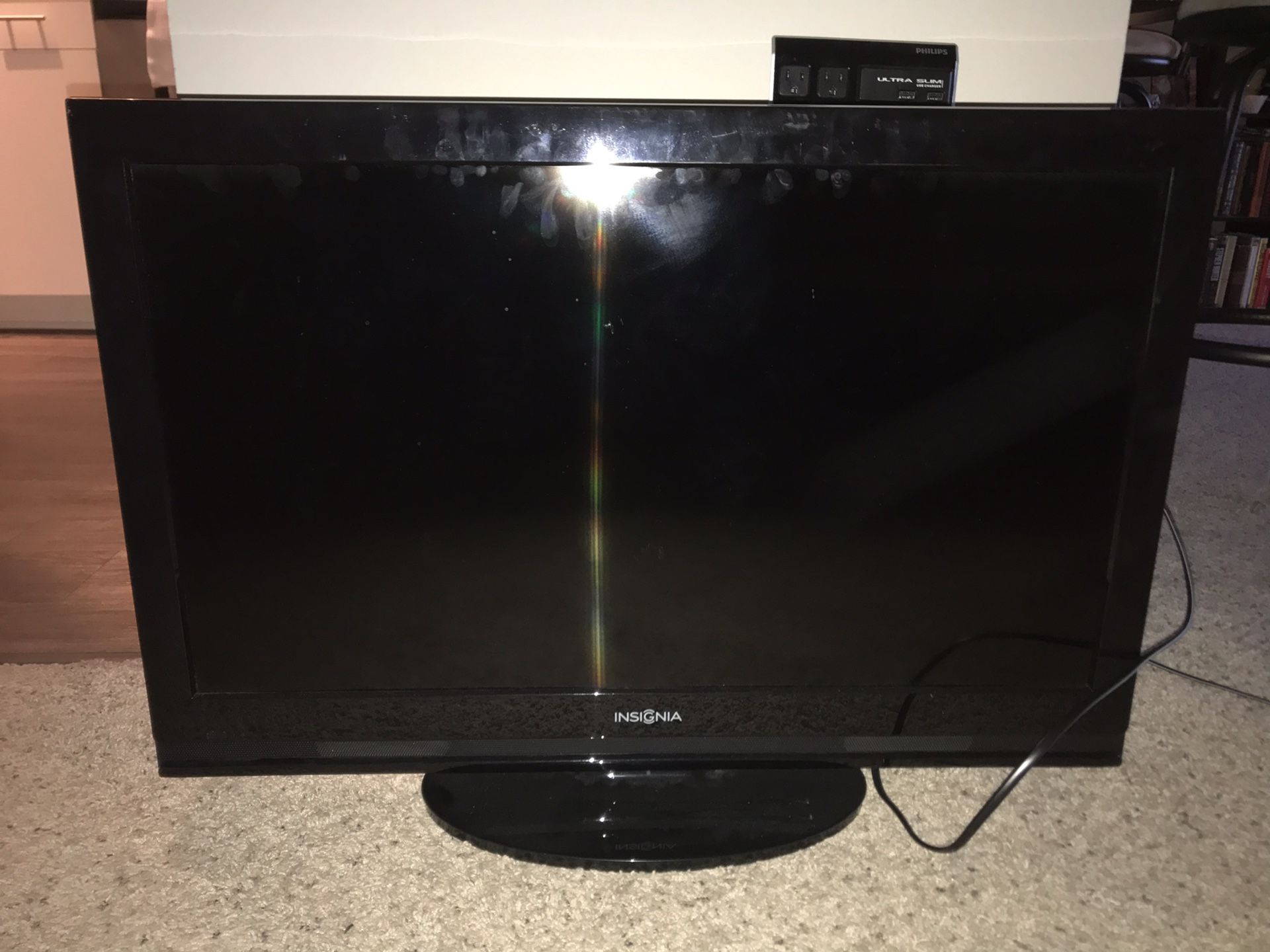 32” Insignia flat screen