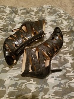 Brand new leather gladiator heels 71/2