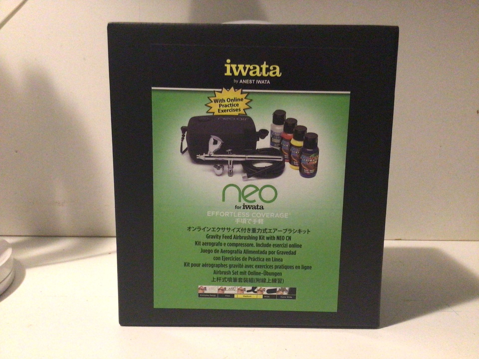 Iwata Neo Airbrush Kit New