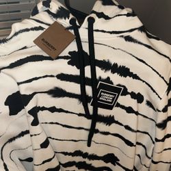 Authentic Burberry Men’s Sweatshirt