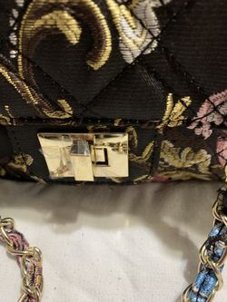SHOULDER BAG