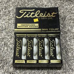 TITLEIST ‘384 Tour’ White Golf Balls - 1 Dozen