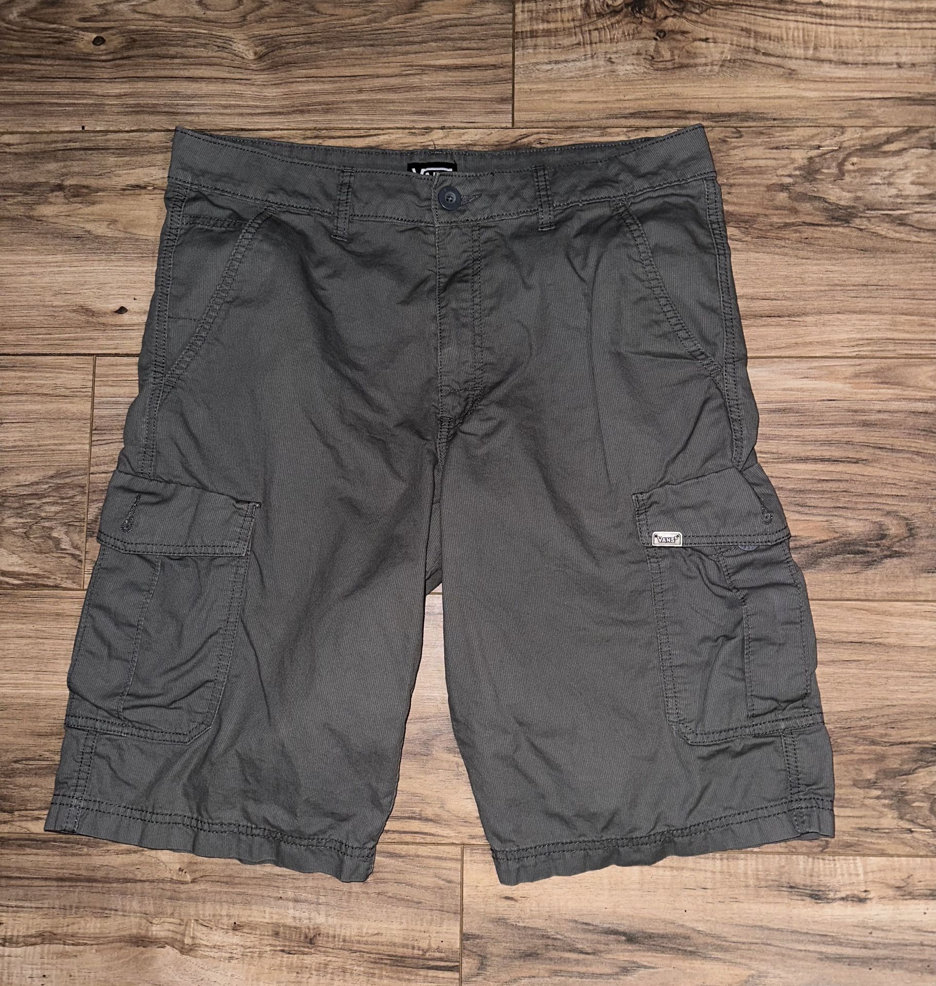 Vans Shorts size 32