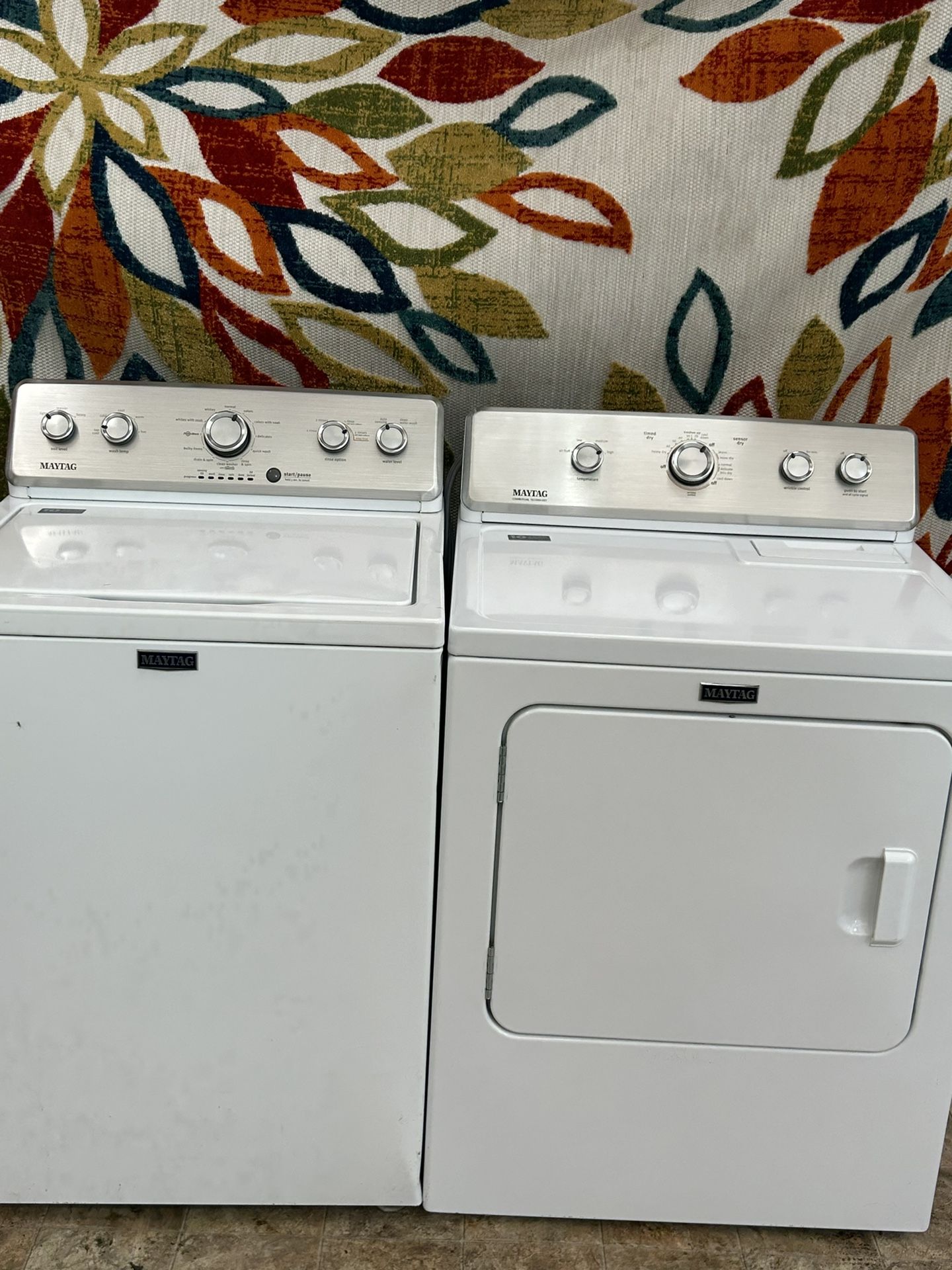 Maytag Set Gas Laundry 