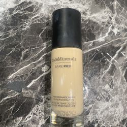 bareMinerals Foundation - Warm light 07
