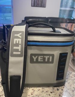Yeti Hopper Flip 12 Portable Cooler Soft-Sided ⭐️ Grey/Blue - GREAT - LAKE READY