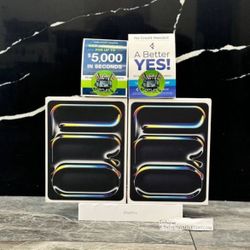 6533541 Apple 13” iPad Pro m4 chip wifi 256gb with Oled 