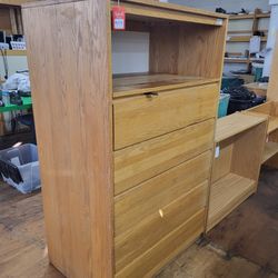 DRESSER WITH REAL WOOD, VERY HIGH QUALITY WOOD (HOME12)


