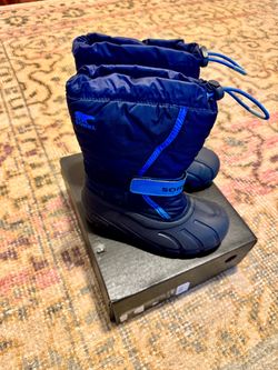 Sorel boy’s winter boots size 2Y
