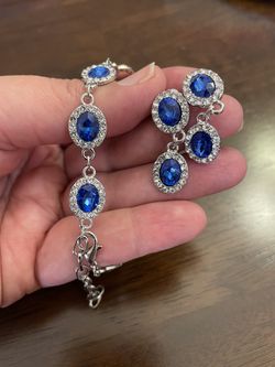 Blue Glass & White Crystal Bracelet And Earrings Set
