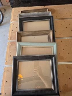 Lot of 6 Assorted Picture Frames