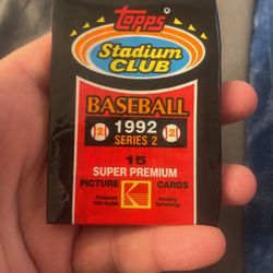 1992 Topps Stadium Club Baseball Card Pack 