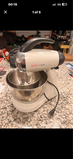 Mixer for baking and cooking