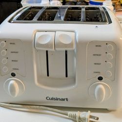 Cuisinart For Sliced Toaster With Crumb Catchers