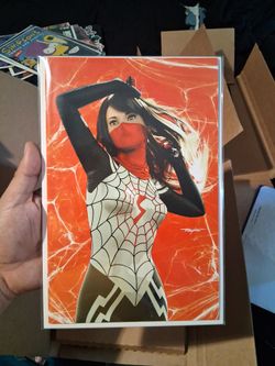 This is a Silk #4 Mike Mayhew Exclusive Trade Variant comic book featuring cover art by Mike Mayhew