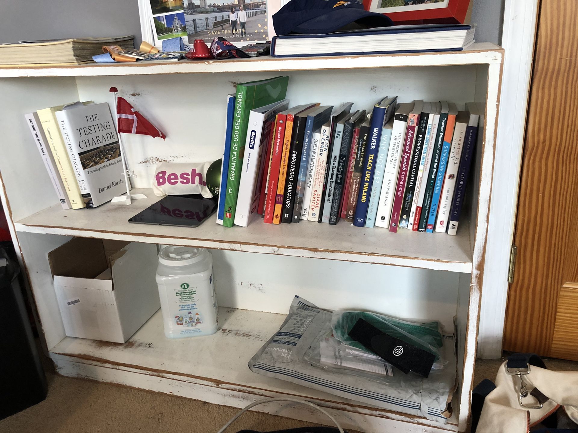 Two shelf bookshelf/storage unit