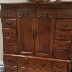 $200 OBO -Dresser Armoire Hutch 