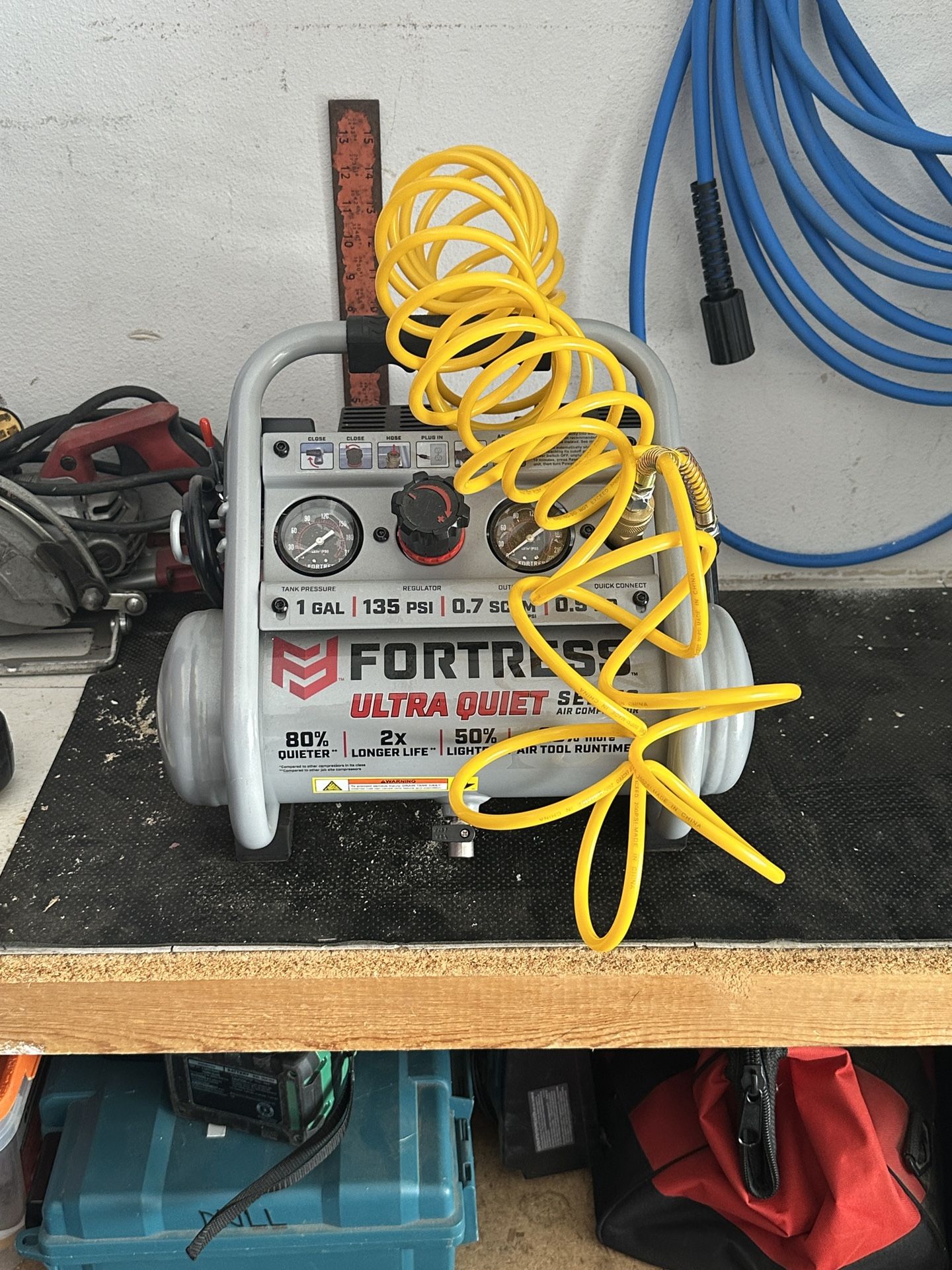 Fortress 1 gallon Air Compressor 