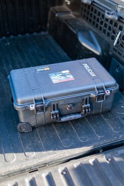 Pelican 1510 Airline Carry-On Case - Like New w/ Sticker