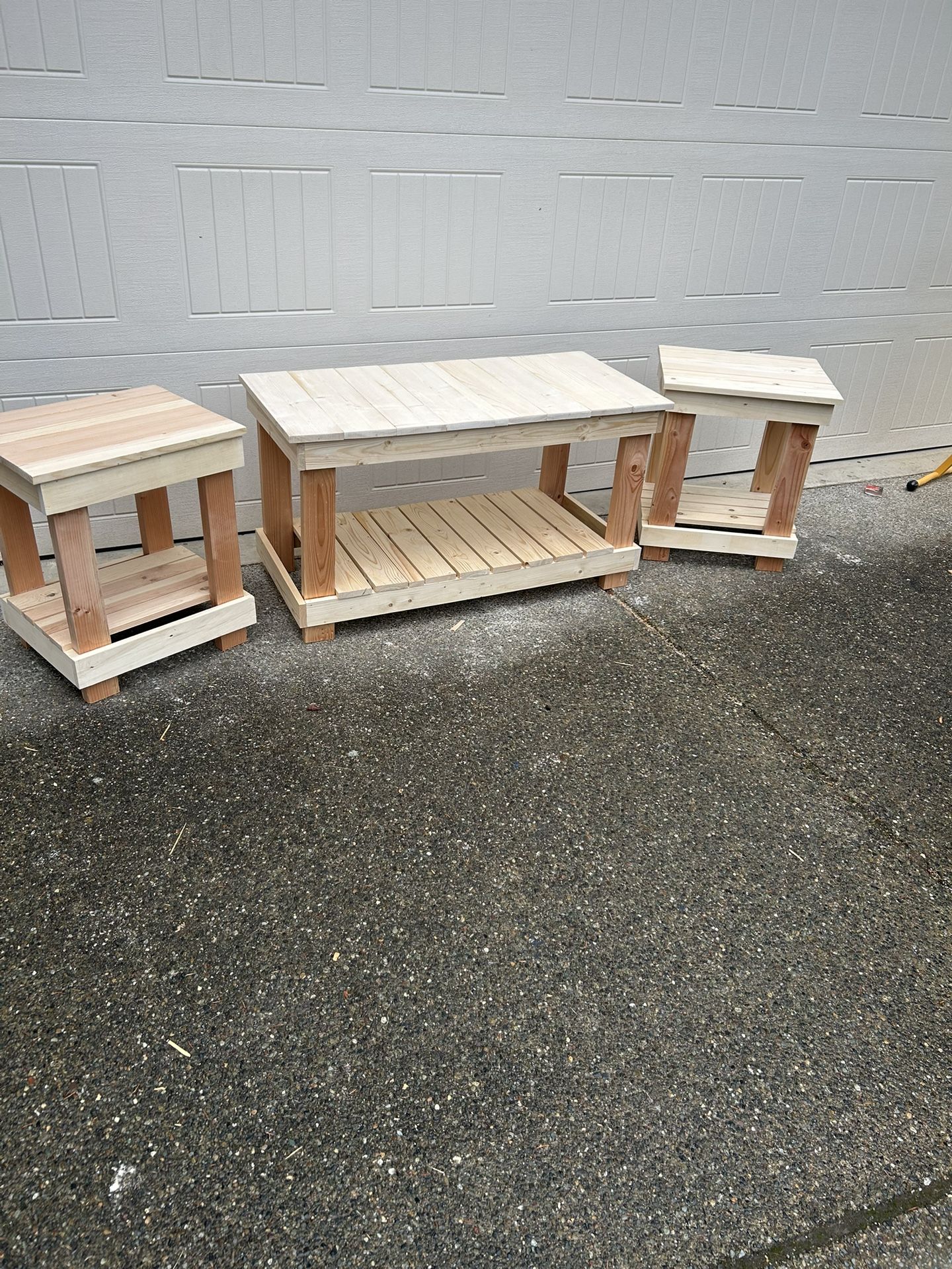 3 Piece Set - Coffee Table And 2 End Tables 