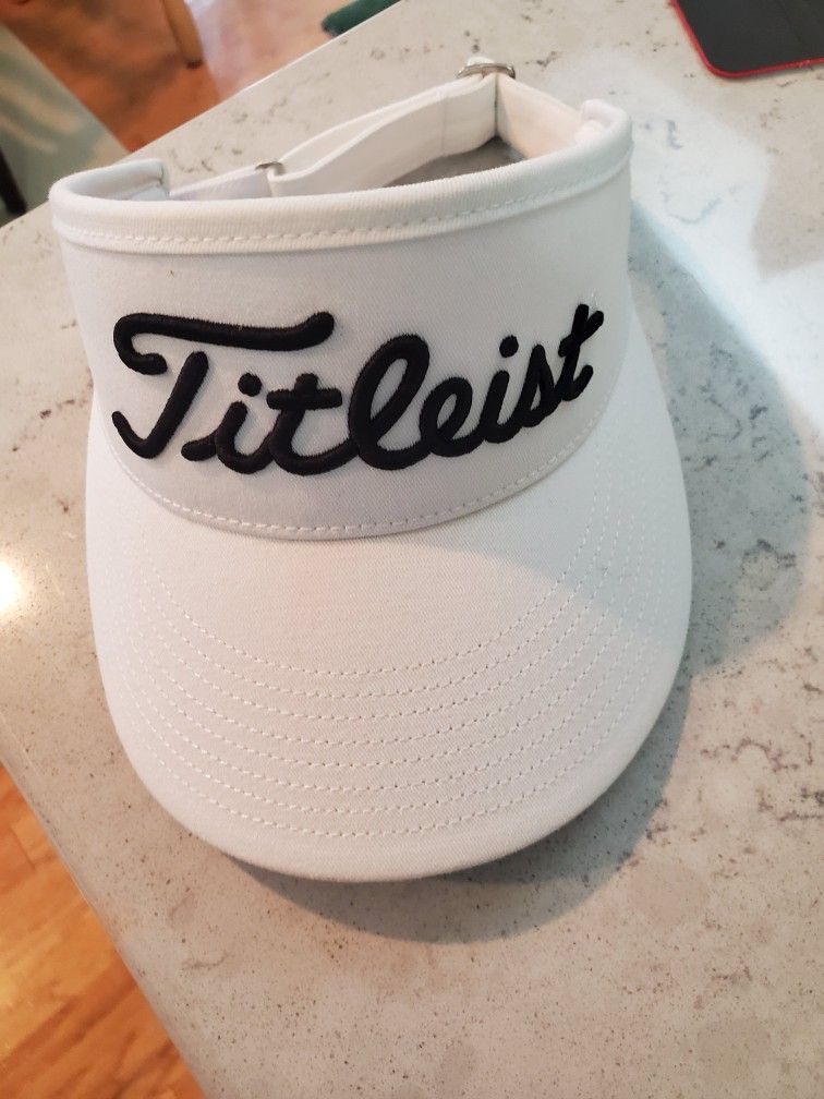 Titilest Visor And Nike Golf Cap