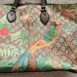 GUCCI Supreme Canvas Tian Tote And Wallet 