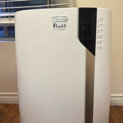 De'Longhi Pinguino UV-Carelight portable air conditioner