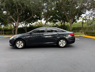 🚗 2012 Hyundai Sonata