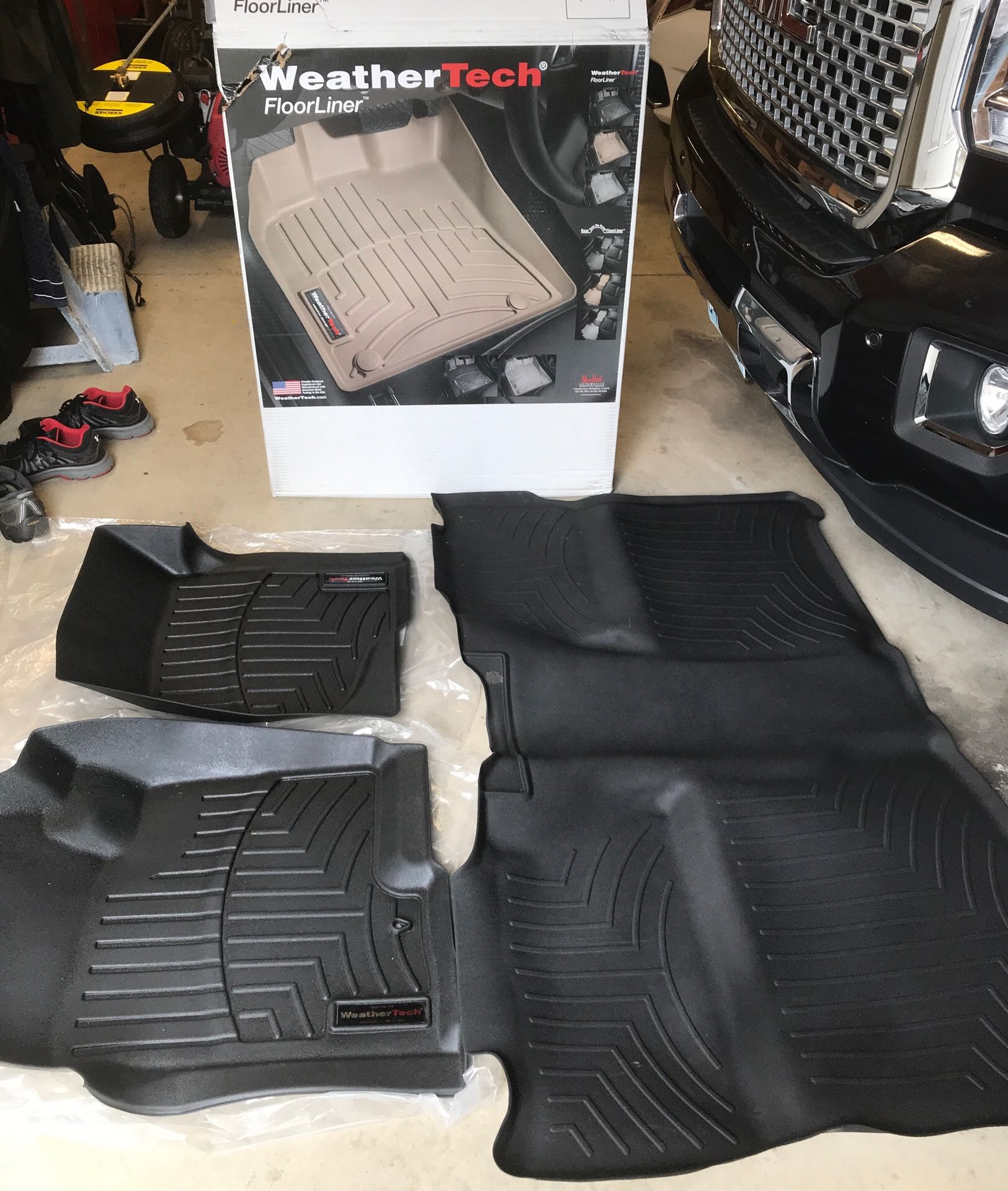 WeatherTech Floor Liner Chevrolet/GMC