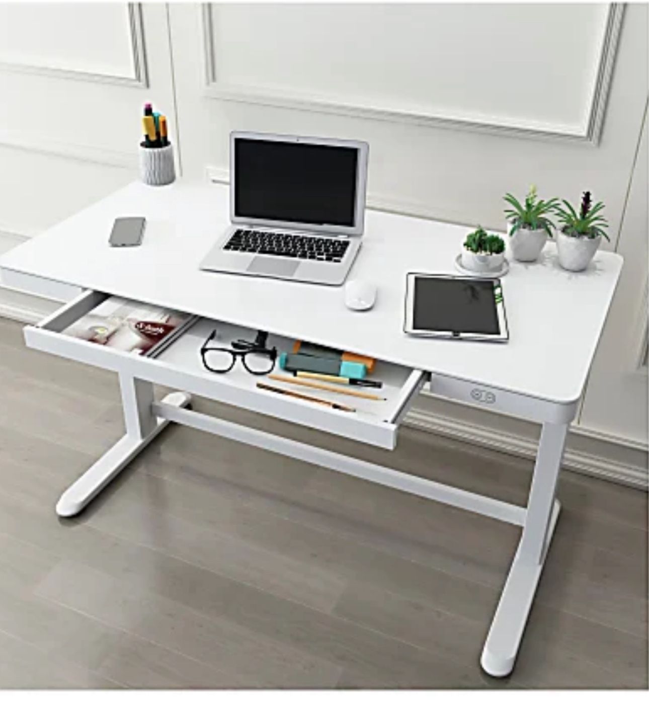 Tresanti Geller 47” Adjustable Height Desk