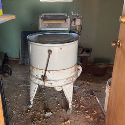 Antique Washing Machine 