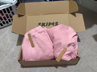 New tags skims set