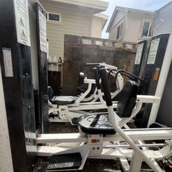 Workout Machines( Bench Press, Shoulder Press, Mid Row)
