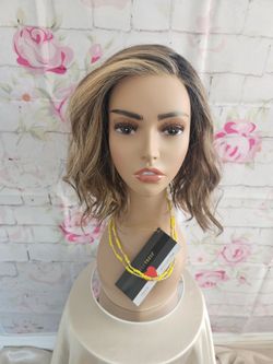 BRAND NEW WITH TAGS BELLE TRESS HEAT-FRIENDLY SYNTHETIC CALIFIA STYLE WIG