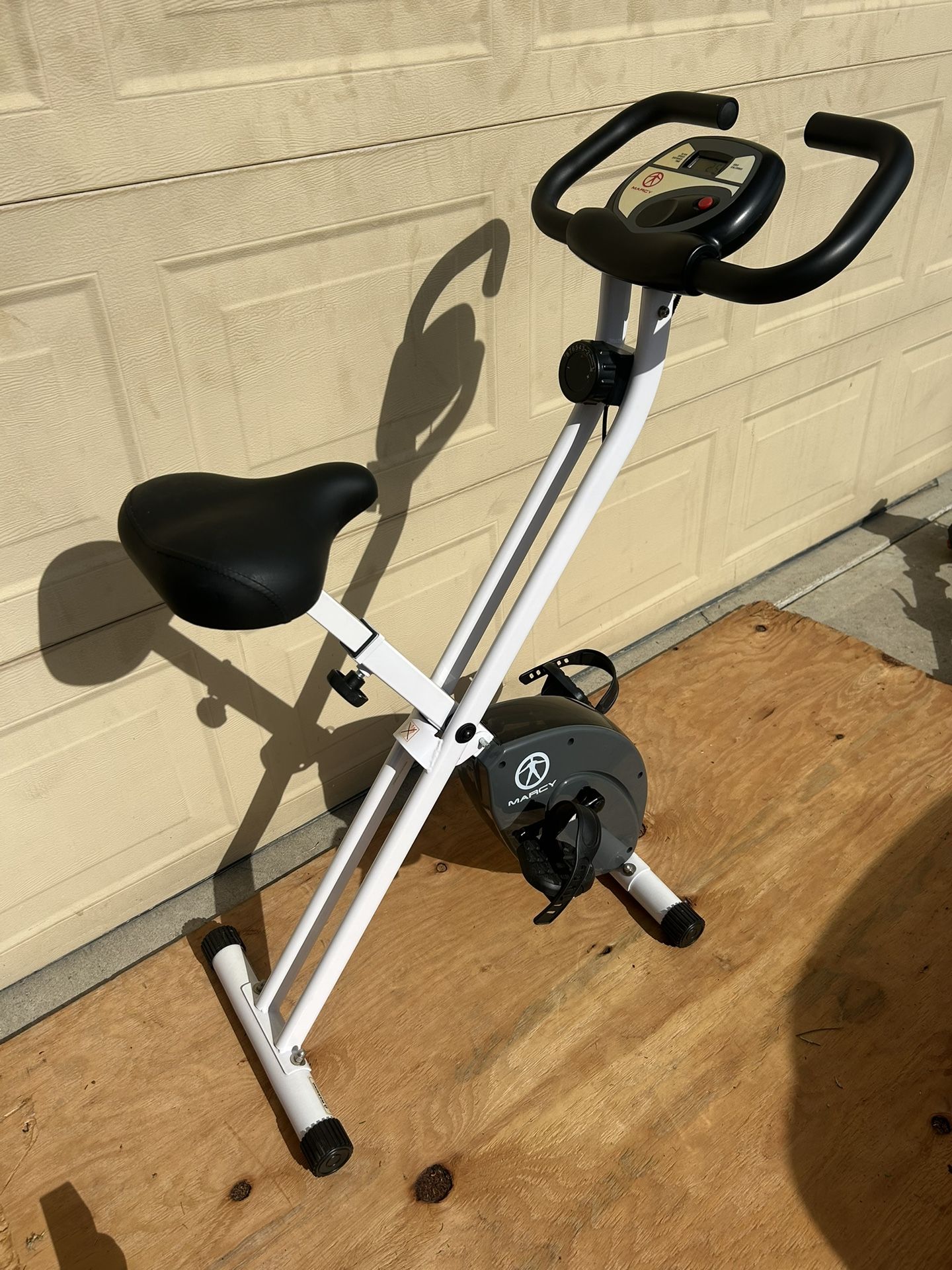 Marcy Foldable Exercise Bike