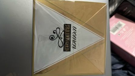 Women’s perfume